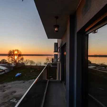 Lägenhet Best Lake View Mamaia